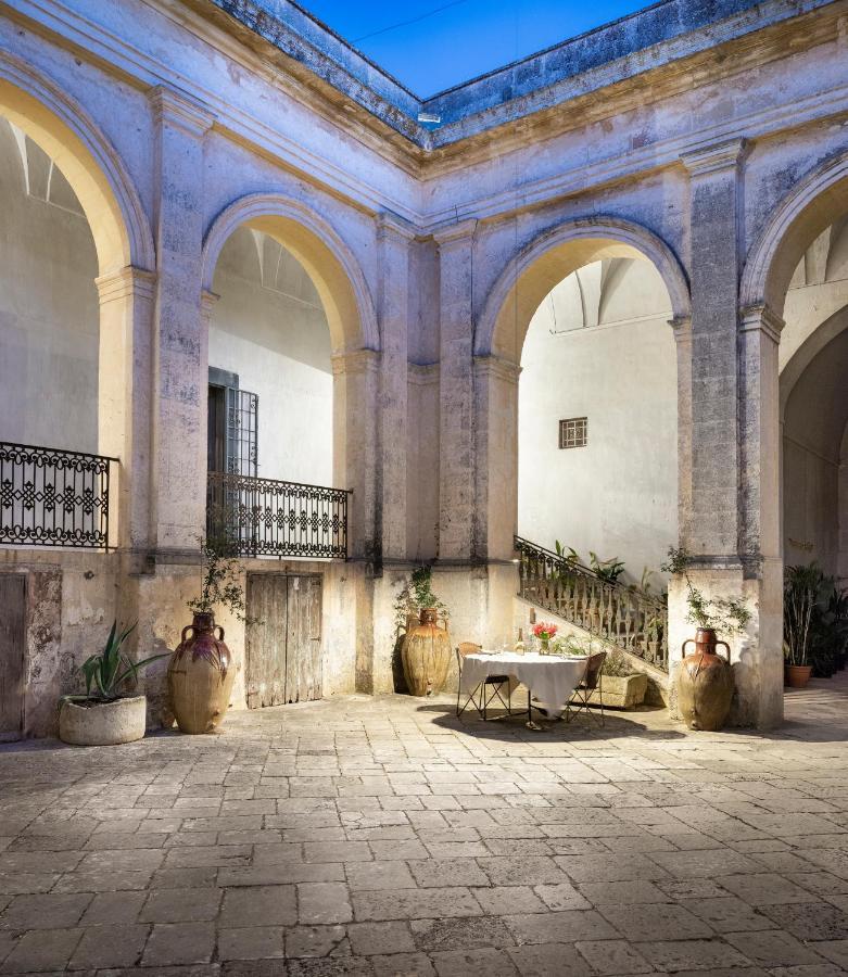 Hotel Palazzo Daniele Gagliano del Capo Esterno foto